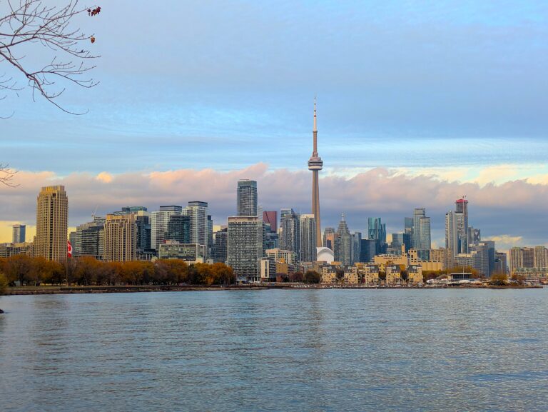 加拿大打工度假